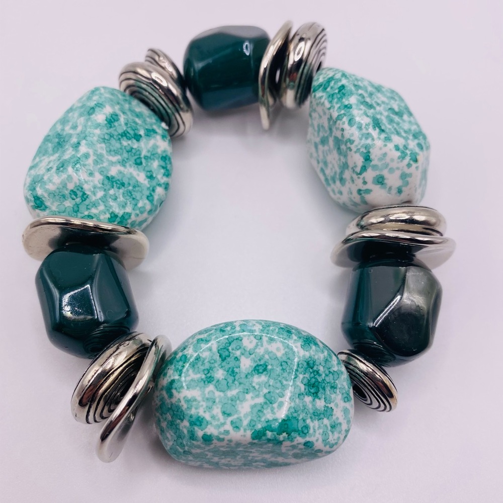Stretchy Chunky Bracelet.